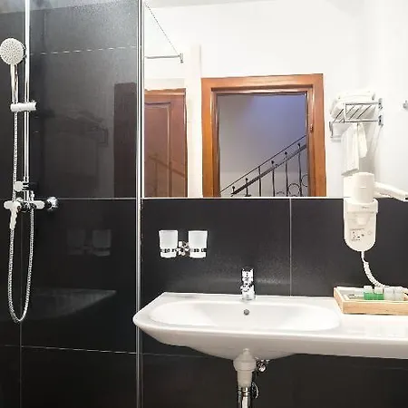 Antler Boutique 3* Brașov